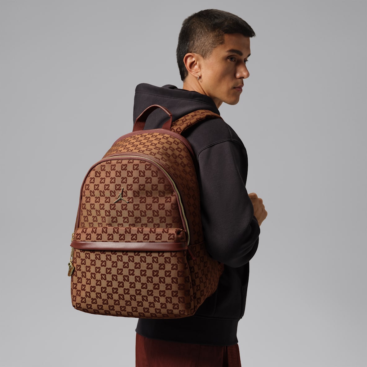 Jordan Monogram 双肩包