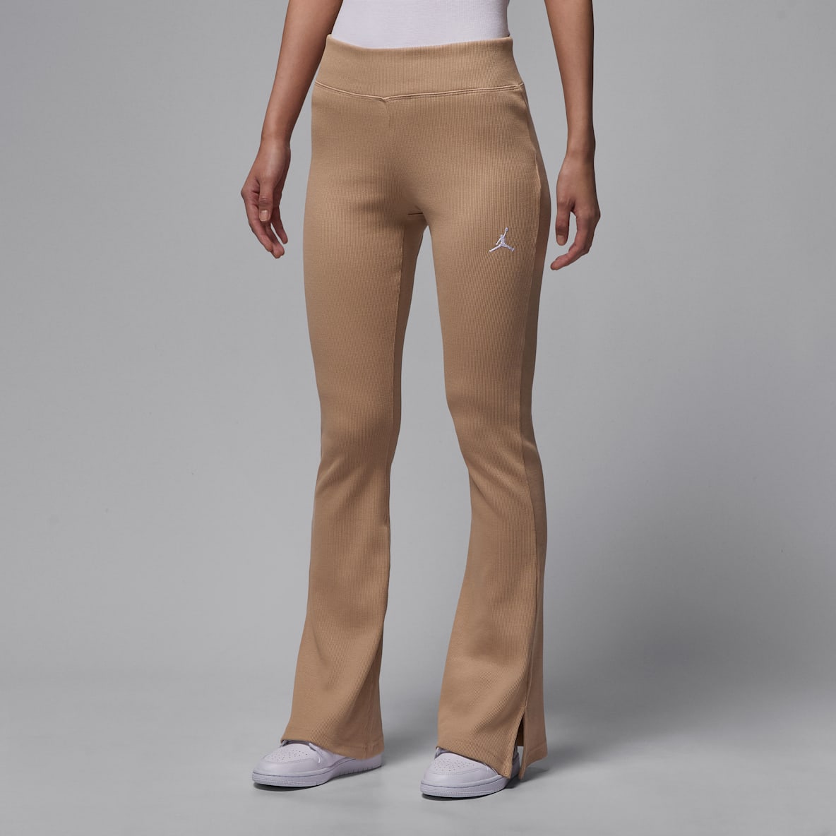 Jordan Brooklyn Essentials 女子中腰喇叭紧身裤