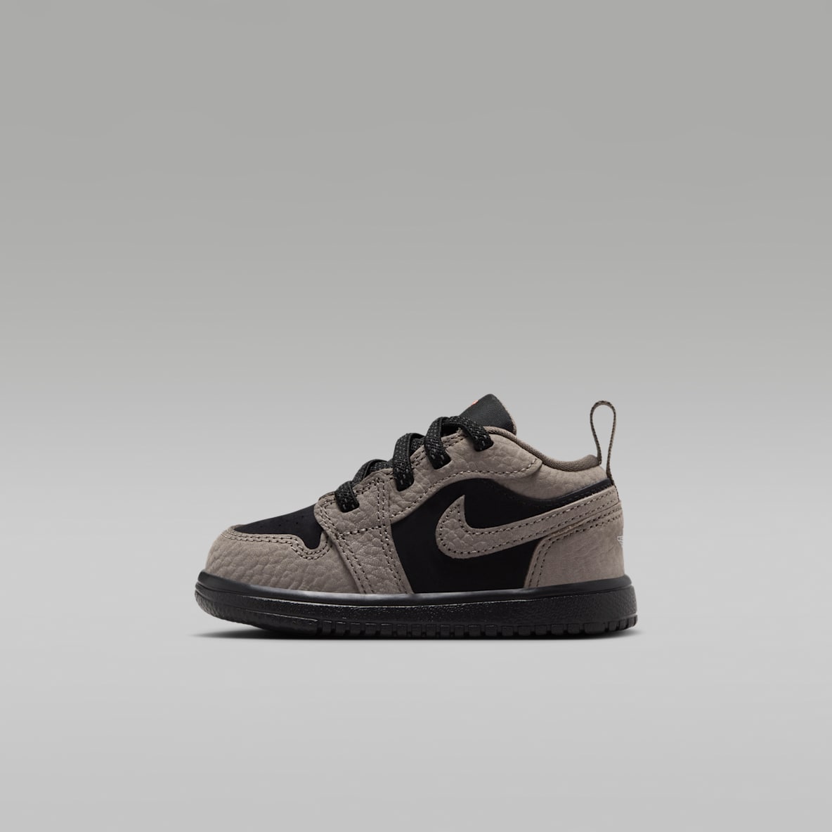 Jordan 1 Low Alt SE 婴童运动鞋