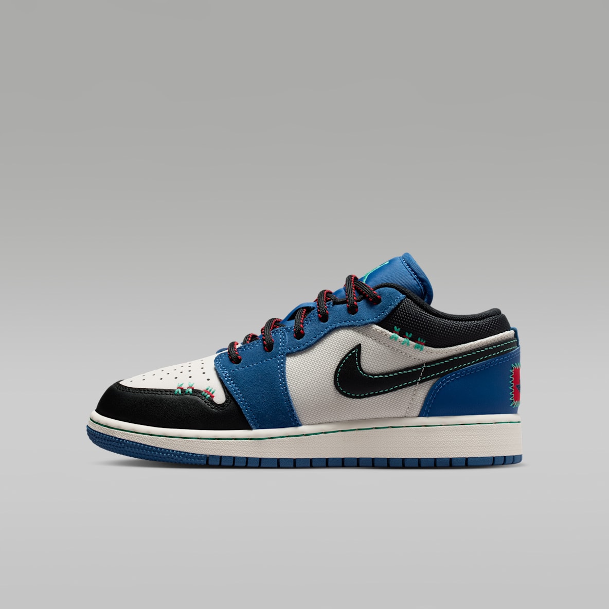 Air Jordan 1 Low SE 大童运动鞋