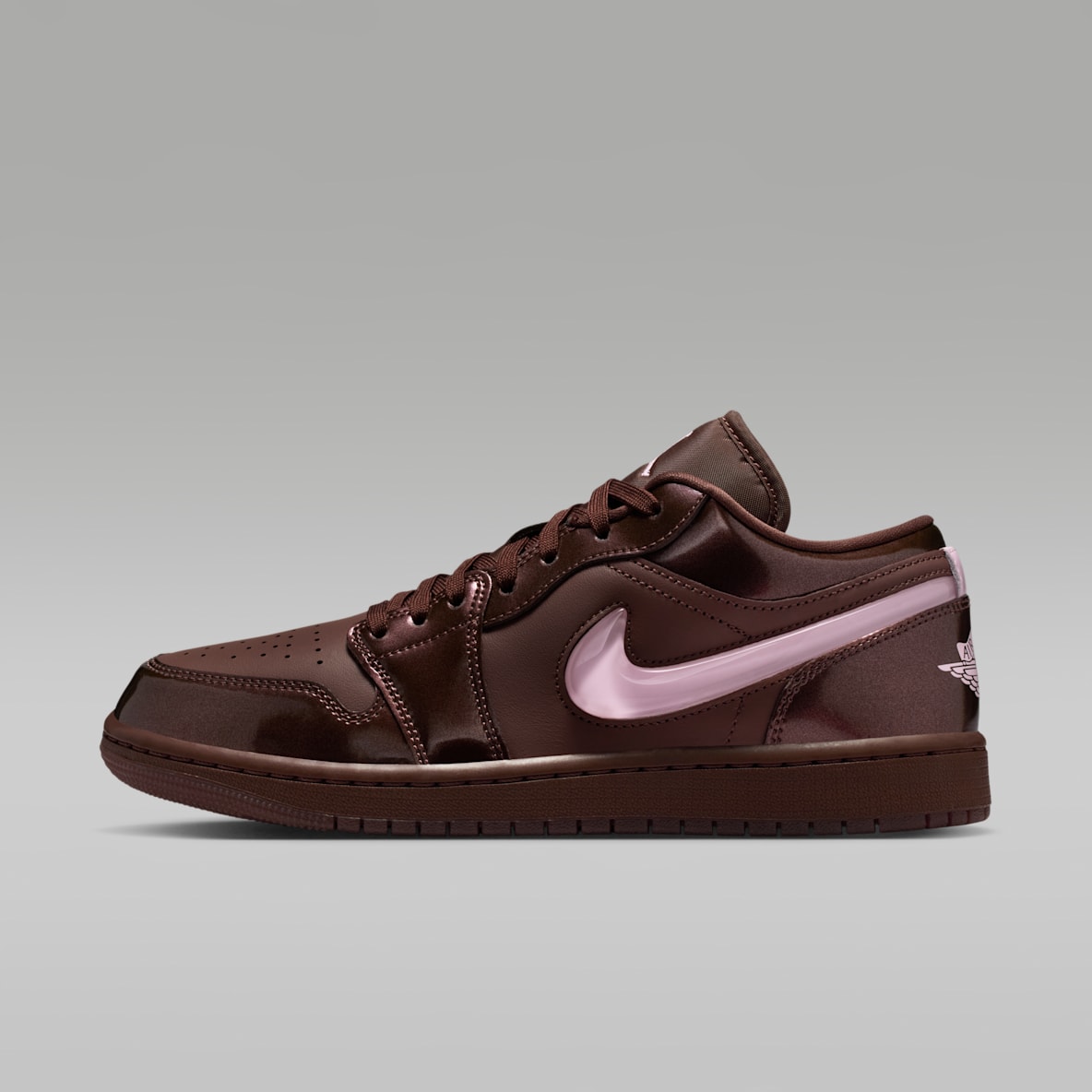 Air Jordan 1 Low SE 女子运动鞋