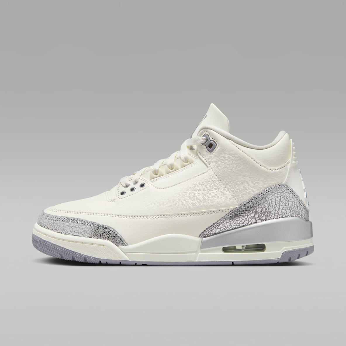 Air Jordan 3 Retro 复刻女子运动鞋