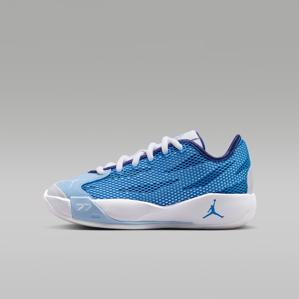 Luka 77 "Bred" 东契奇大童篮球鞋