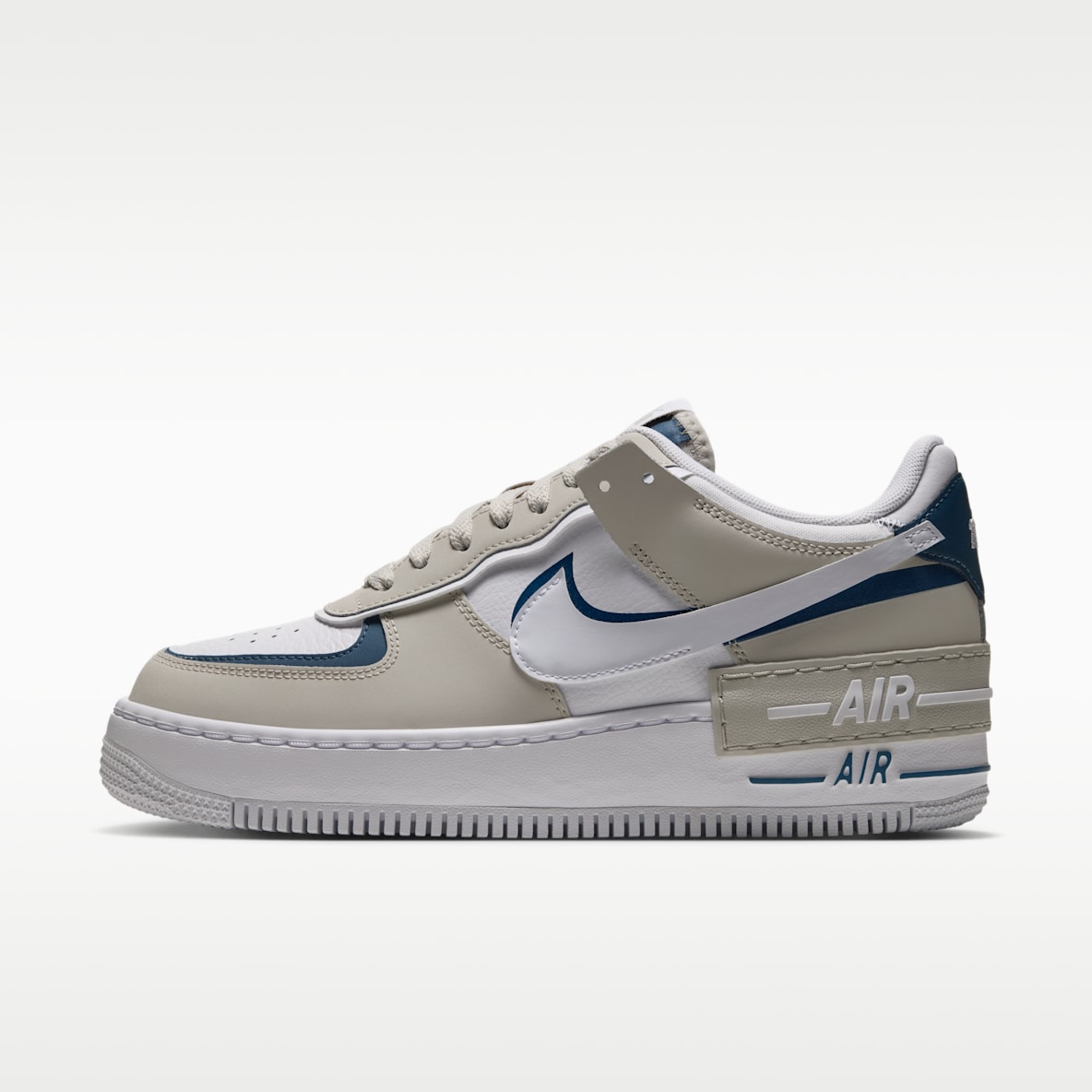 Nike Air Force 1 Shadow 女子空军一号运动鞋