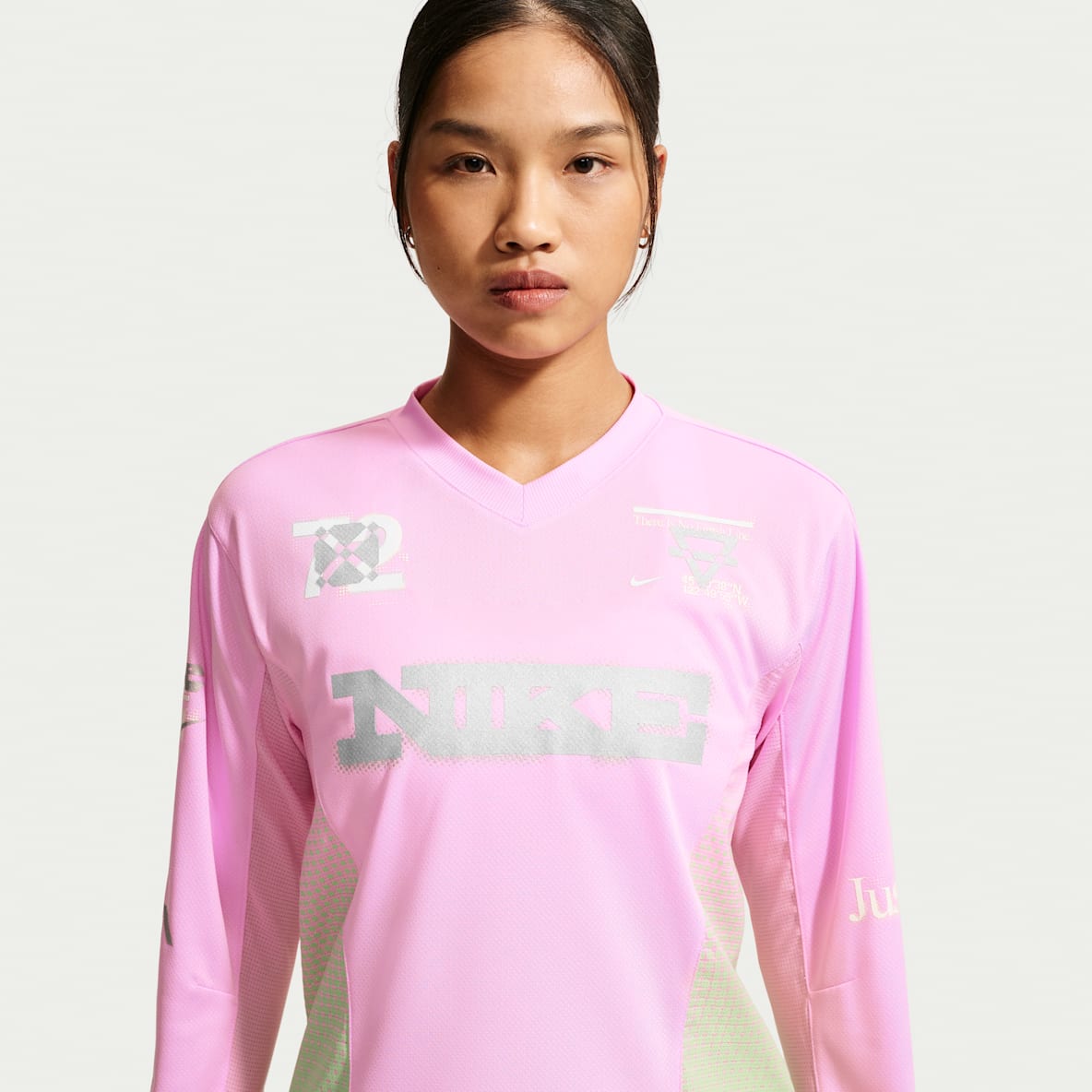 Nike Swift 女子速干长袖跑步上衣