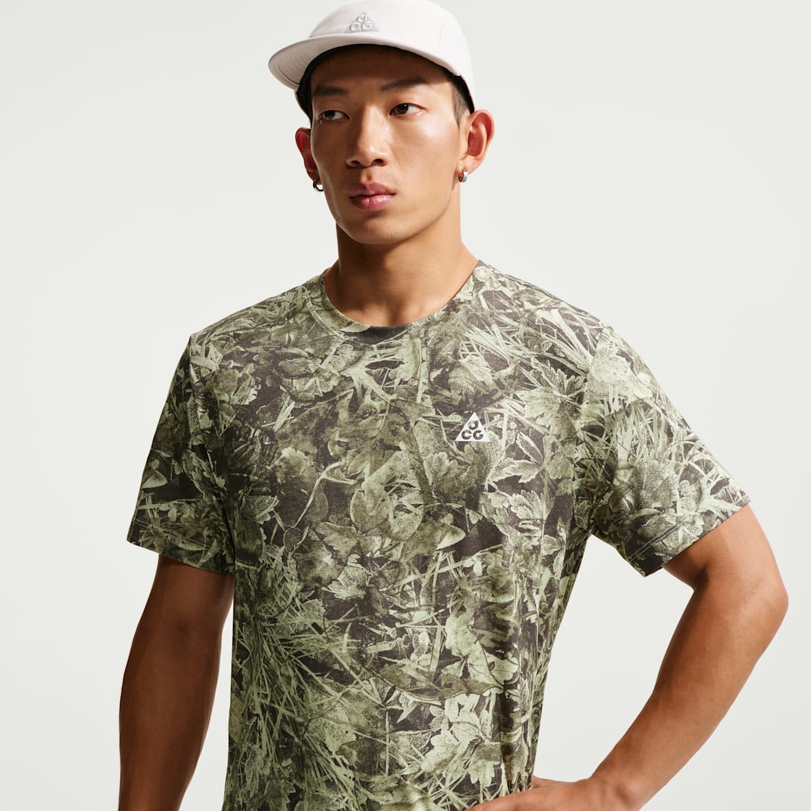 ACG "Chamo Camo" Dri-FIT 男子速干越野跑步短袖T恤
