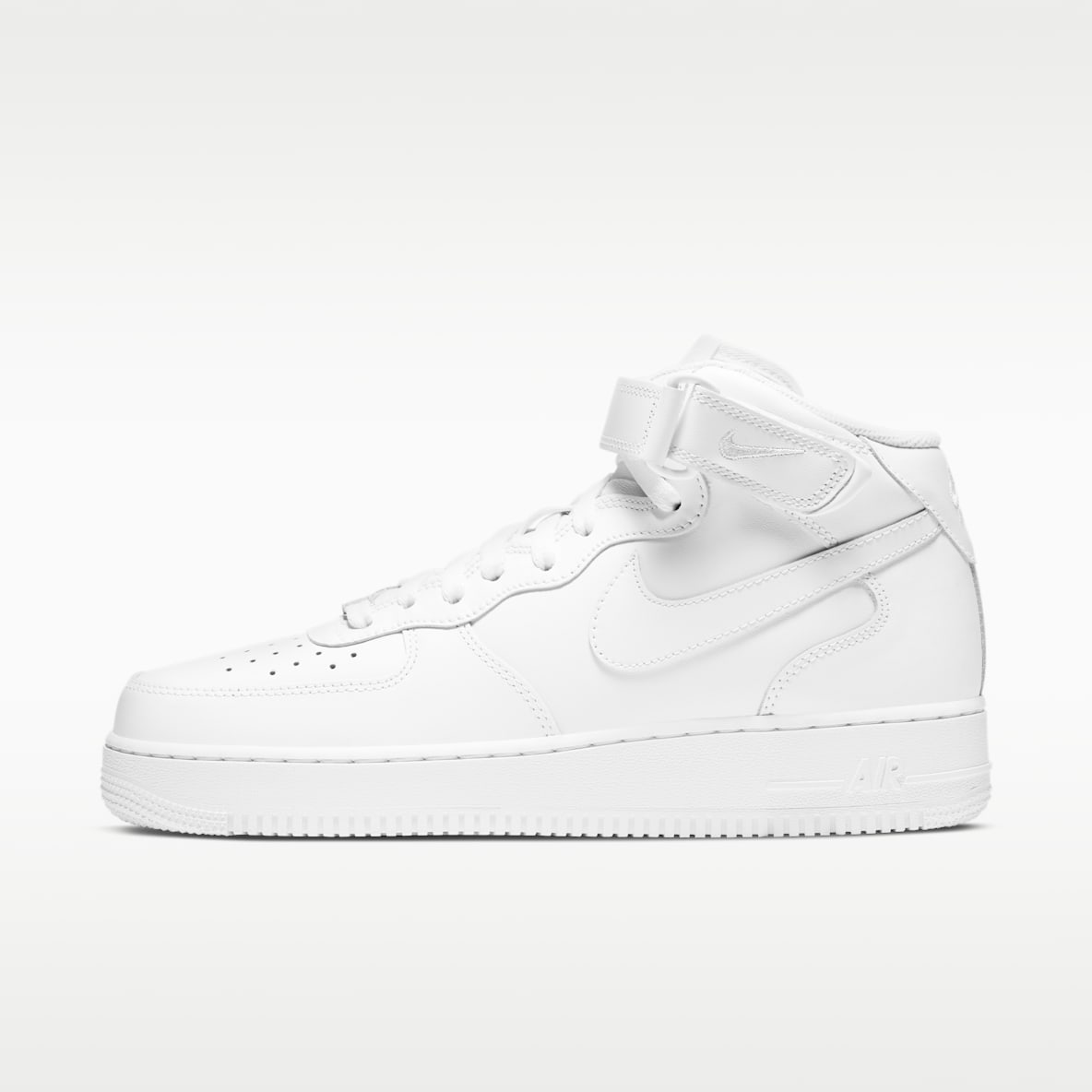 Nike Air Force 1 Mid '07 Nike Air Force 1 Mid '07 男子空军一号运动鞋