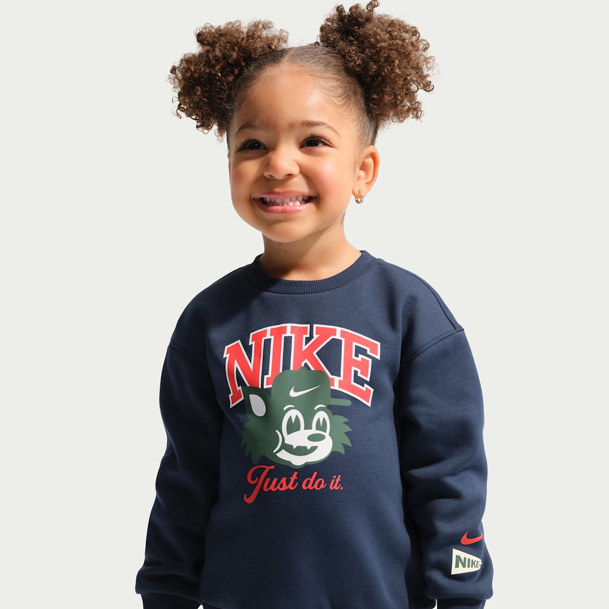 Nike 婴童柔软加绒圆领上衣