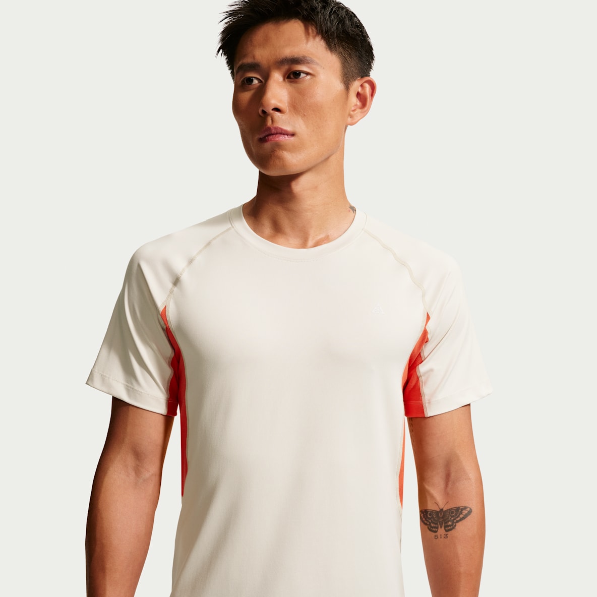 Nike ACG "Wildsee" Dri-FIT 男子速干修身短袖运动上衣