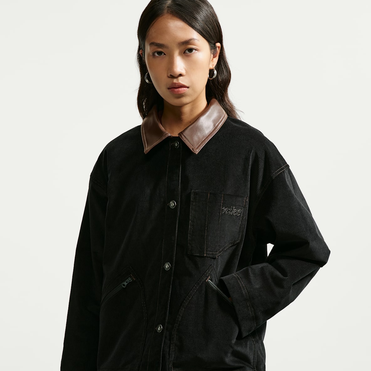 Nike Sportswear 女子灯芯绒巴恩风谷仓夹克