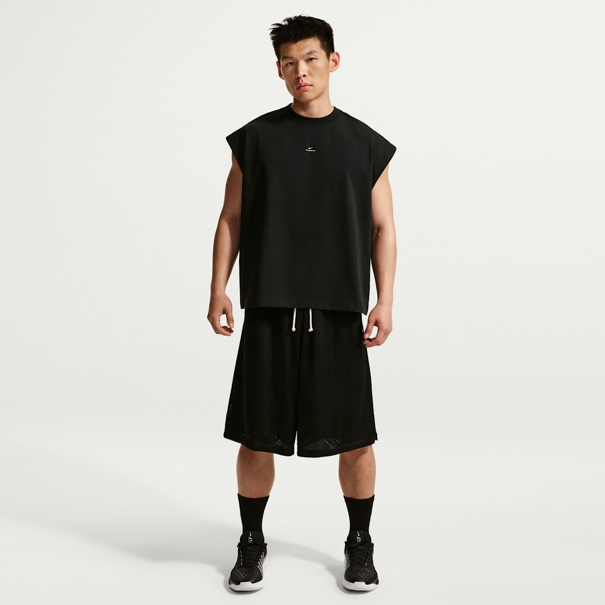 Nike Standard Issue Dri-FIT 耐克篮球小标系列男子速干网眼布短裤