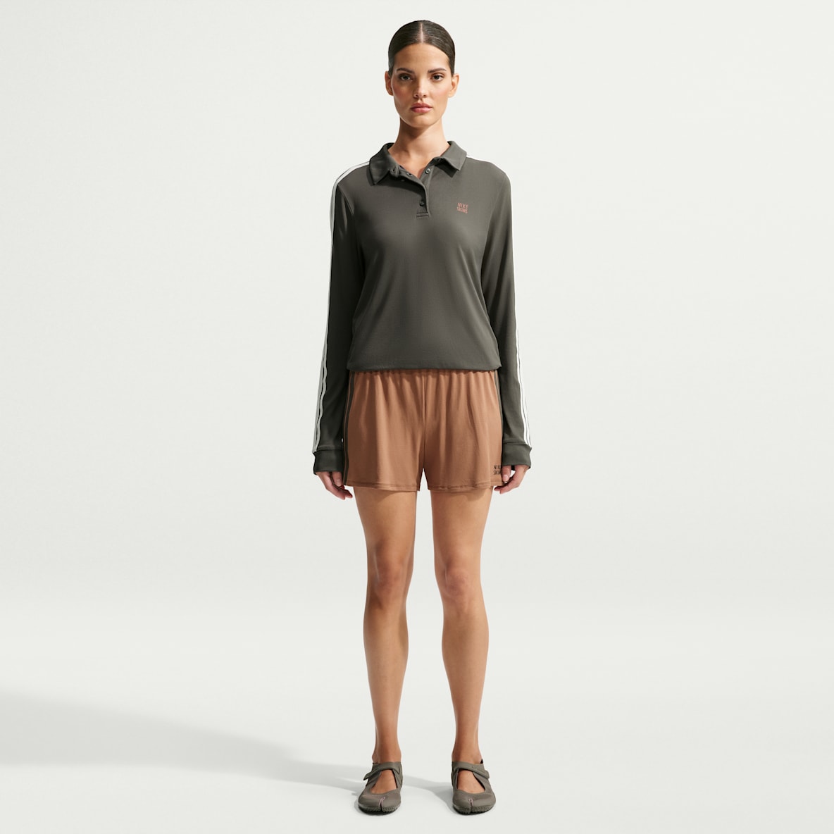 NikeSKIMS Stretch Knit 2.0 女子速干短裤