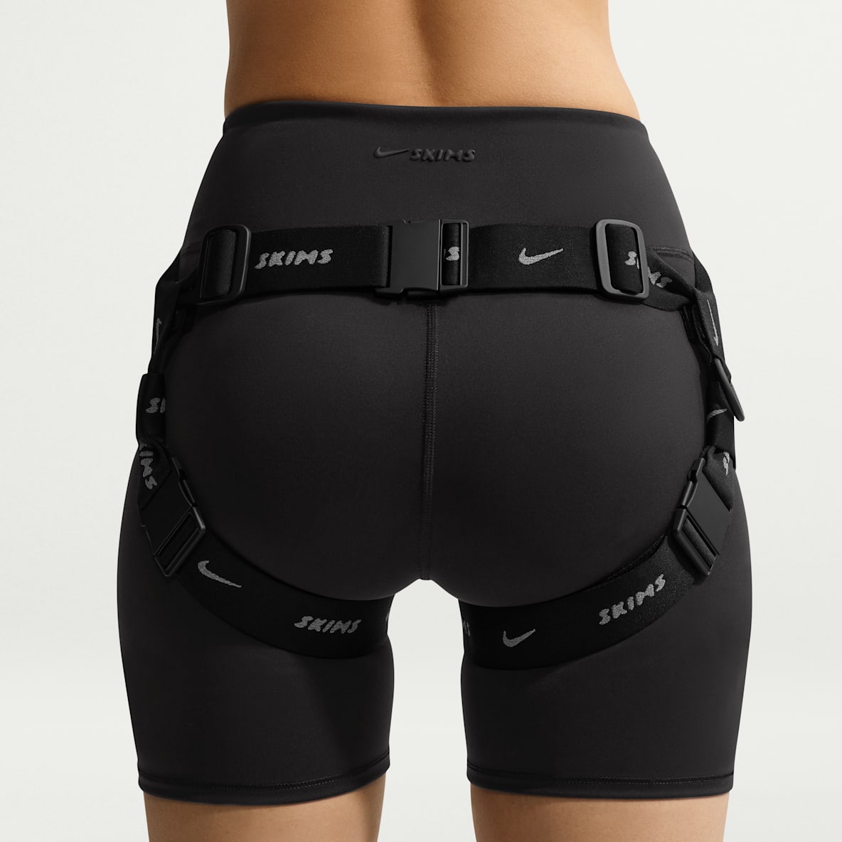 NikeSKIMS 女子绑带腰包