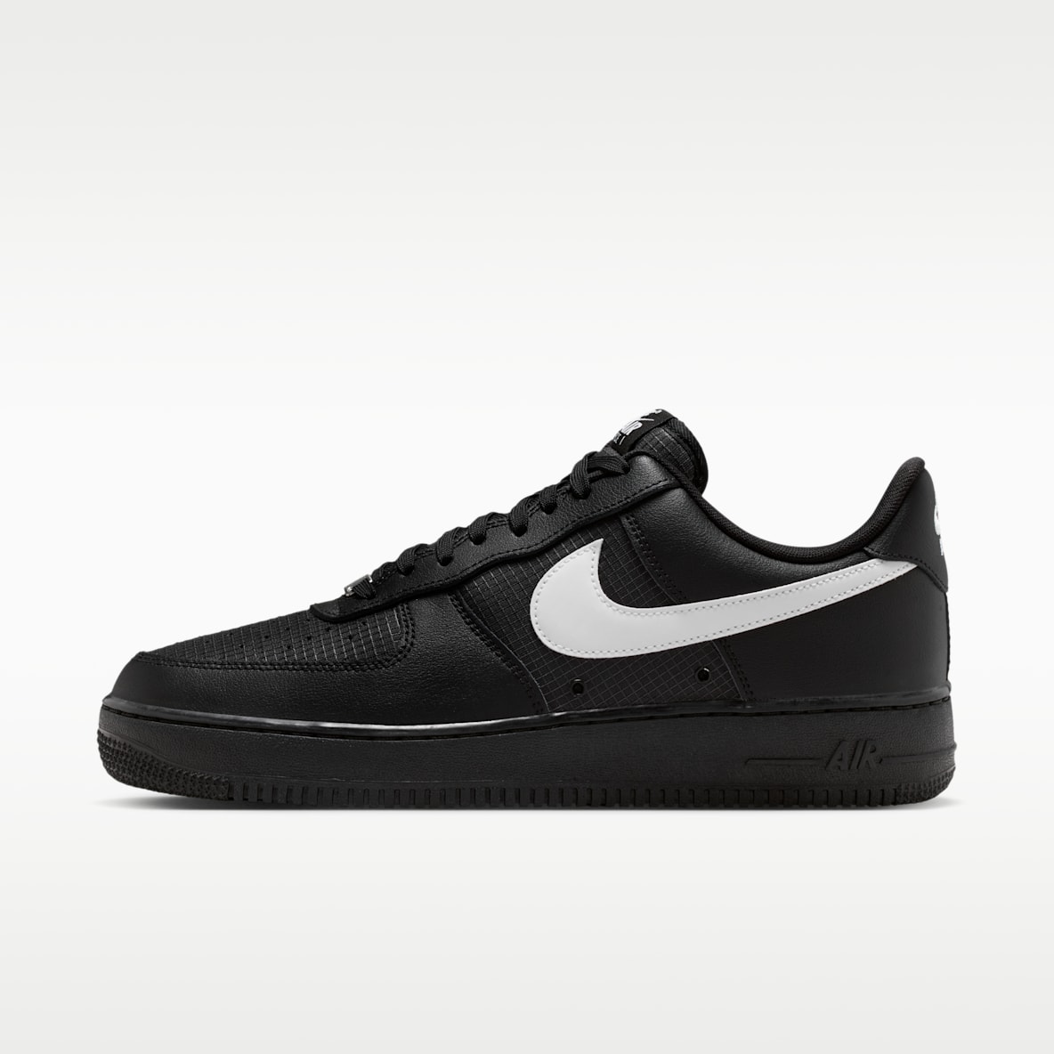 Nike Air Force 1 '07 LV8 Nike Air Force 1 '07 LV8 男子空军一号运动鞋
