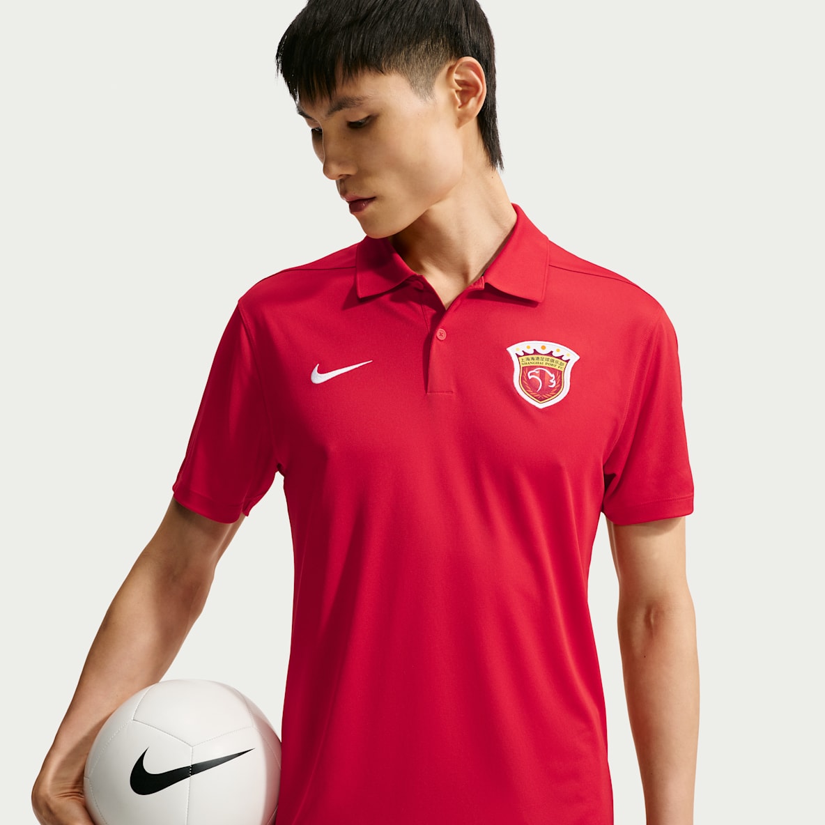 2026 赛季上海海港足球俱乐部 Nike Dri-FIT Victory 男子速干翻领短袖T恤