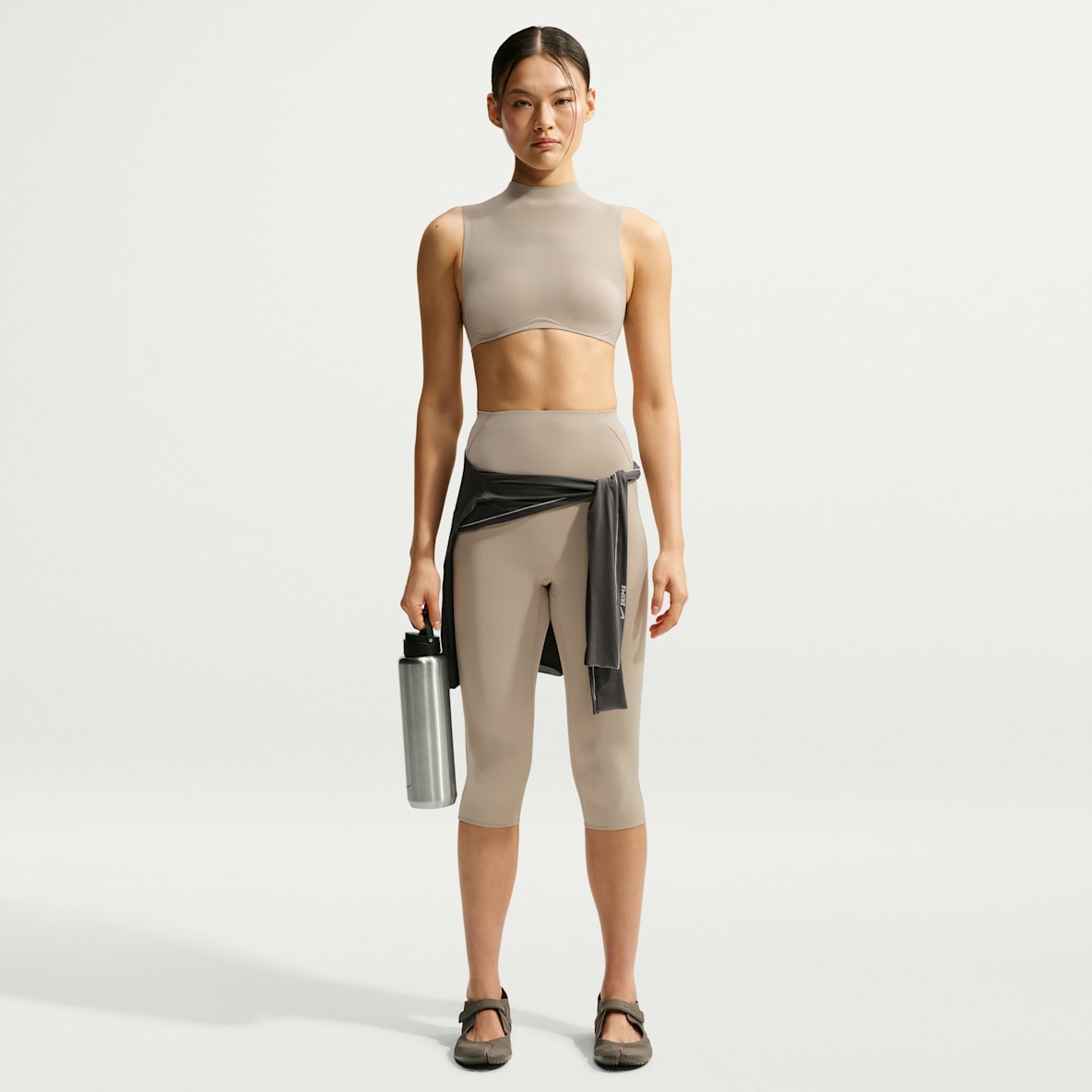 NikeSKIMS Studio Stretch 女子速干中长紧身裤