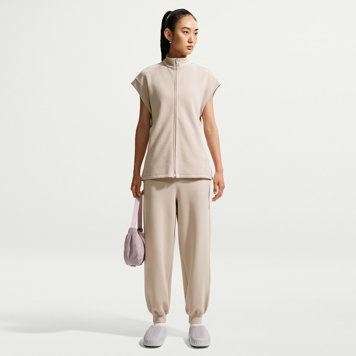 Nike 24.7 ImpossiblySoft Dri-FIT 超感柔软女子速干高腰长裤