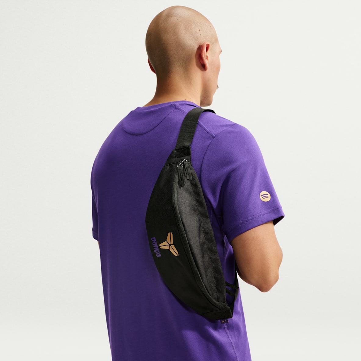 2025/26 赛季巴萨客场 Nike Heritage 科比腰包
