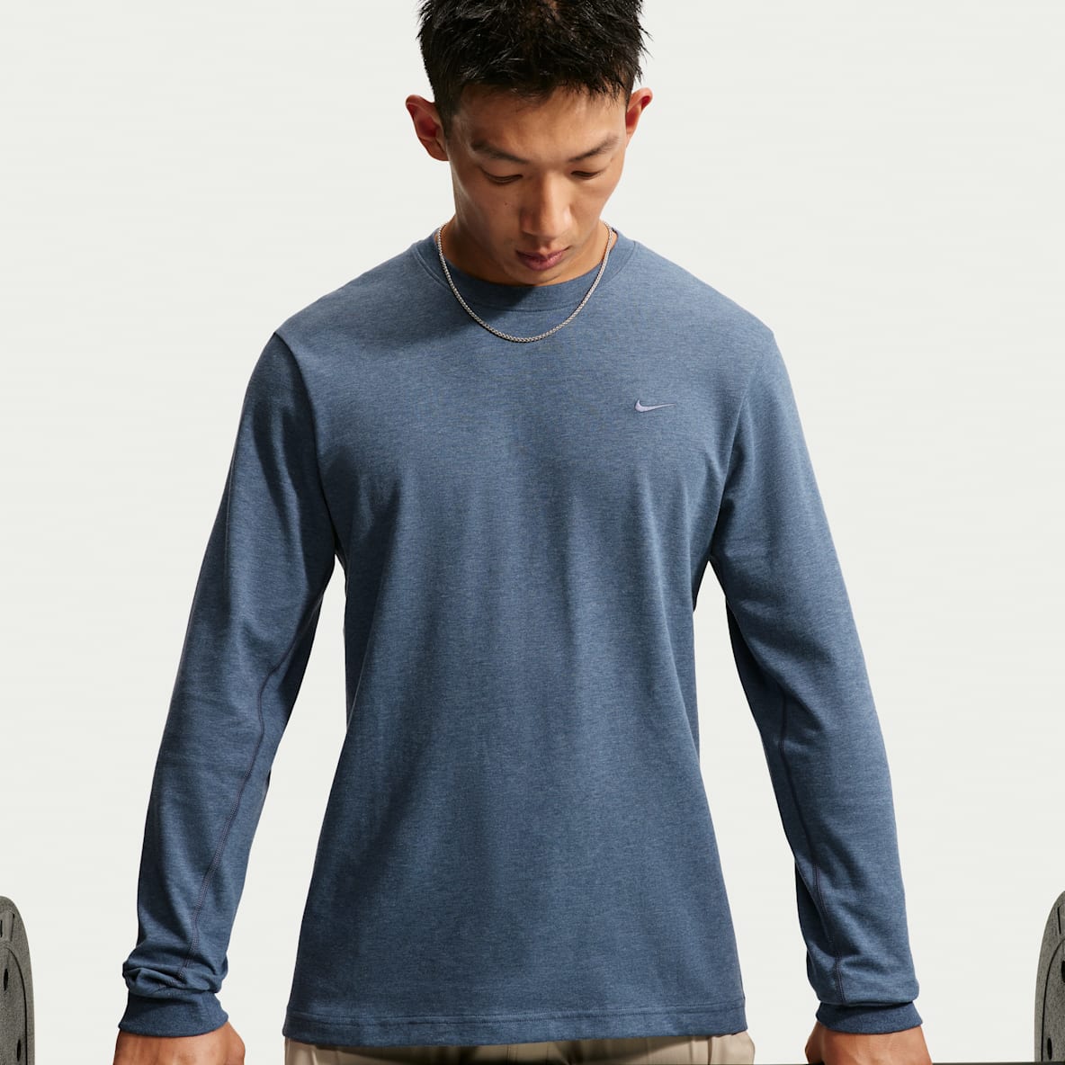 Nike Primary Dri-FIT 男子速干长袖百搭上衣