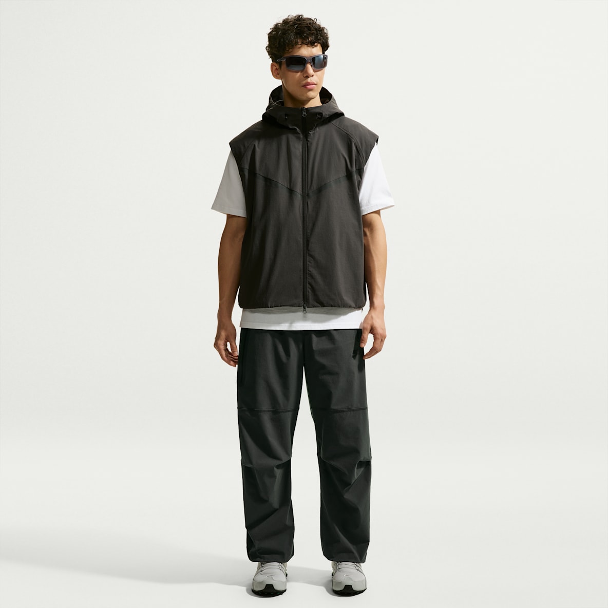 Nike Tech Dri-FIT 男子速干梭织长裤