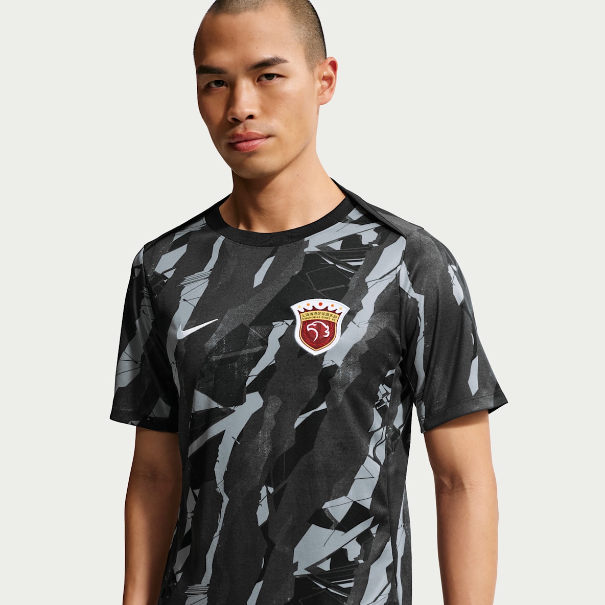 2026 赛季上海海港足球俱乐部 Nike Dri-FIT Academy Pro 男子速干赛前上衣