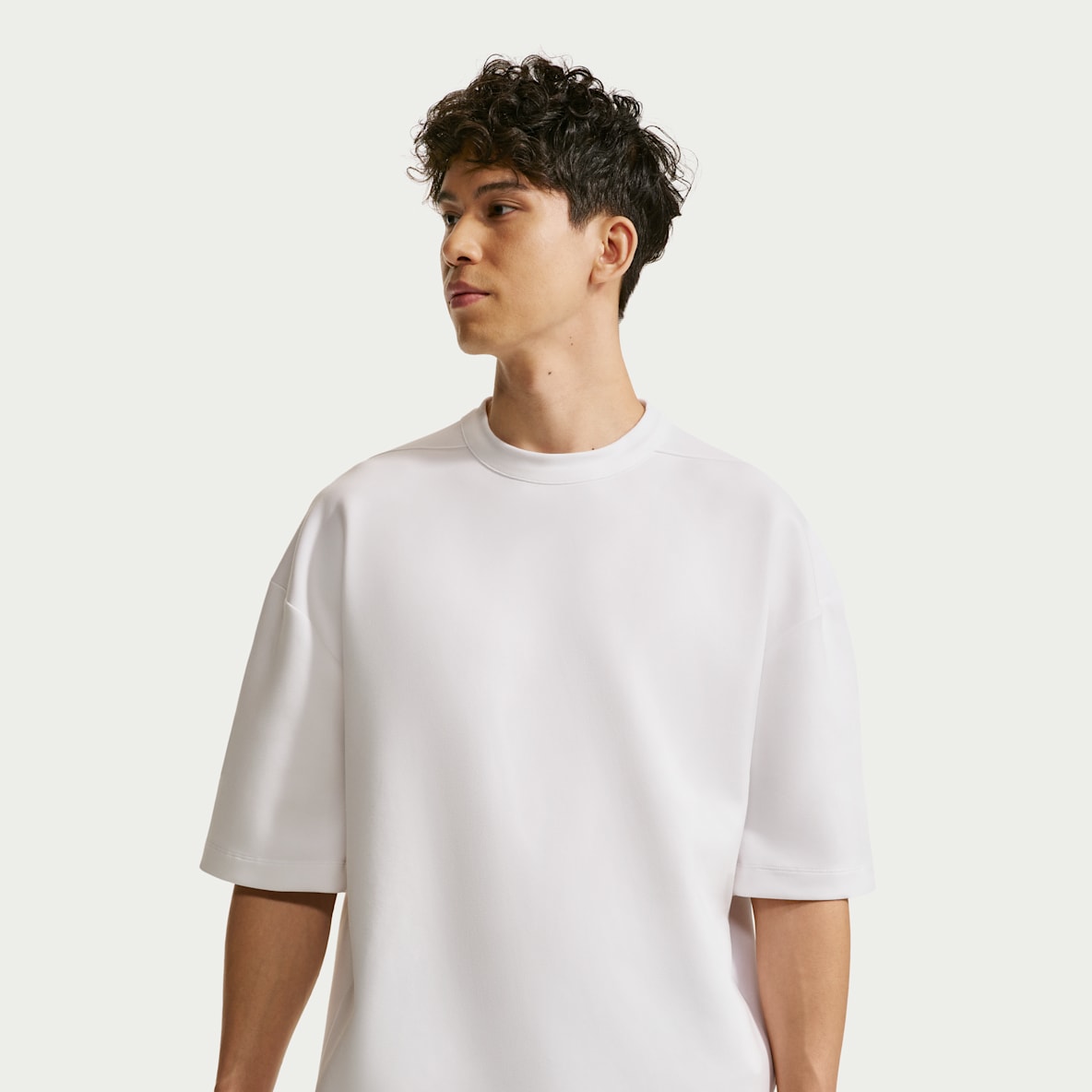 Nike 24.7 ImpossiblySoft Dri-FIT 超感柔软男子速干短袖上衣