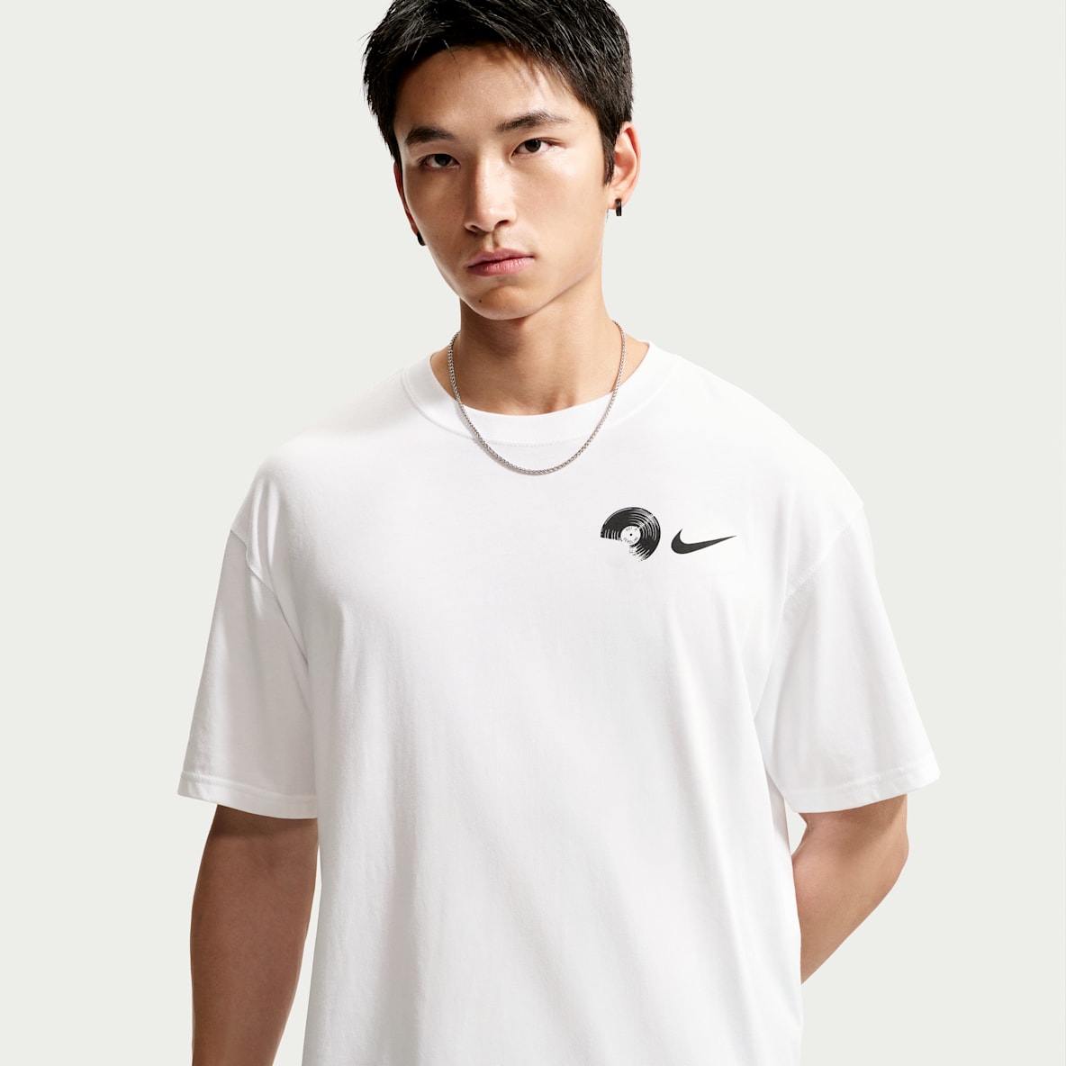 Nike Sportswear 男子短袖T恤