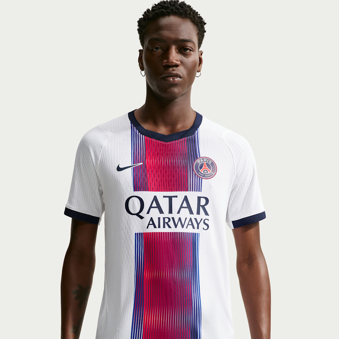 2026/27 赛季巴黎圣日耳曼客场球员版 Nike Aero-FIT 男子短袖足球球衣