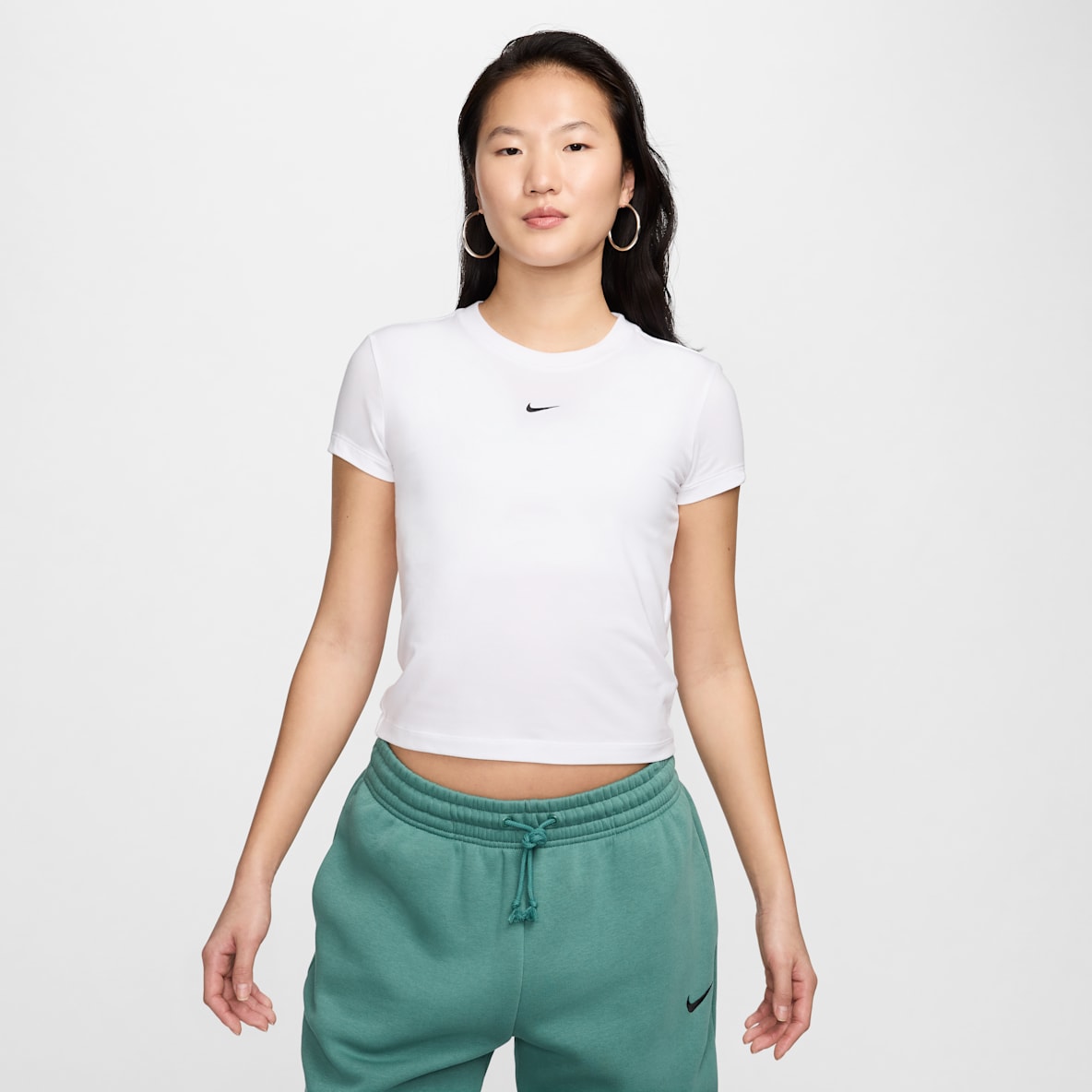 Nike Sportswear Chill Knit 女子短袖T恤