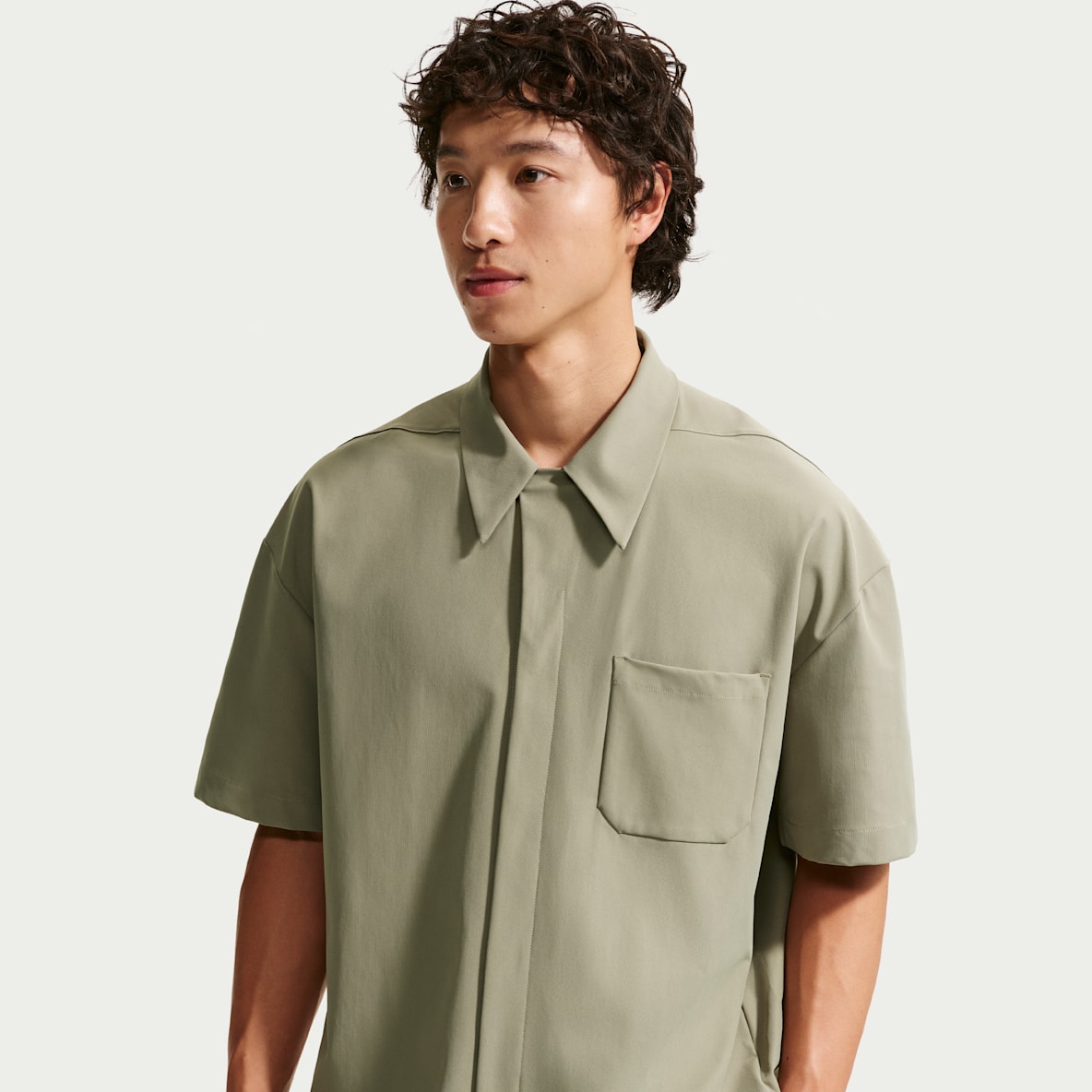 Nike 24.7 PerfectStretch Dri-FIT UV 无界弹韧男子防晒速干短袖纽扣衬衫