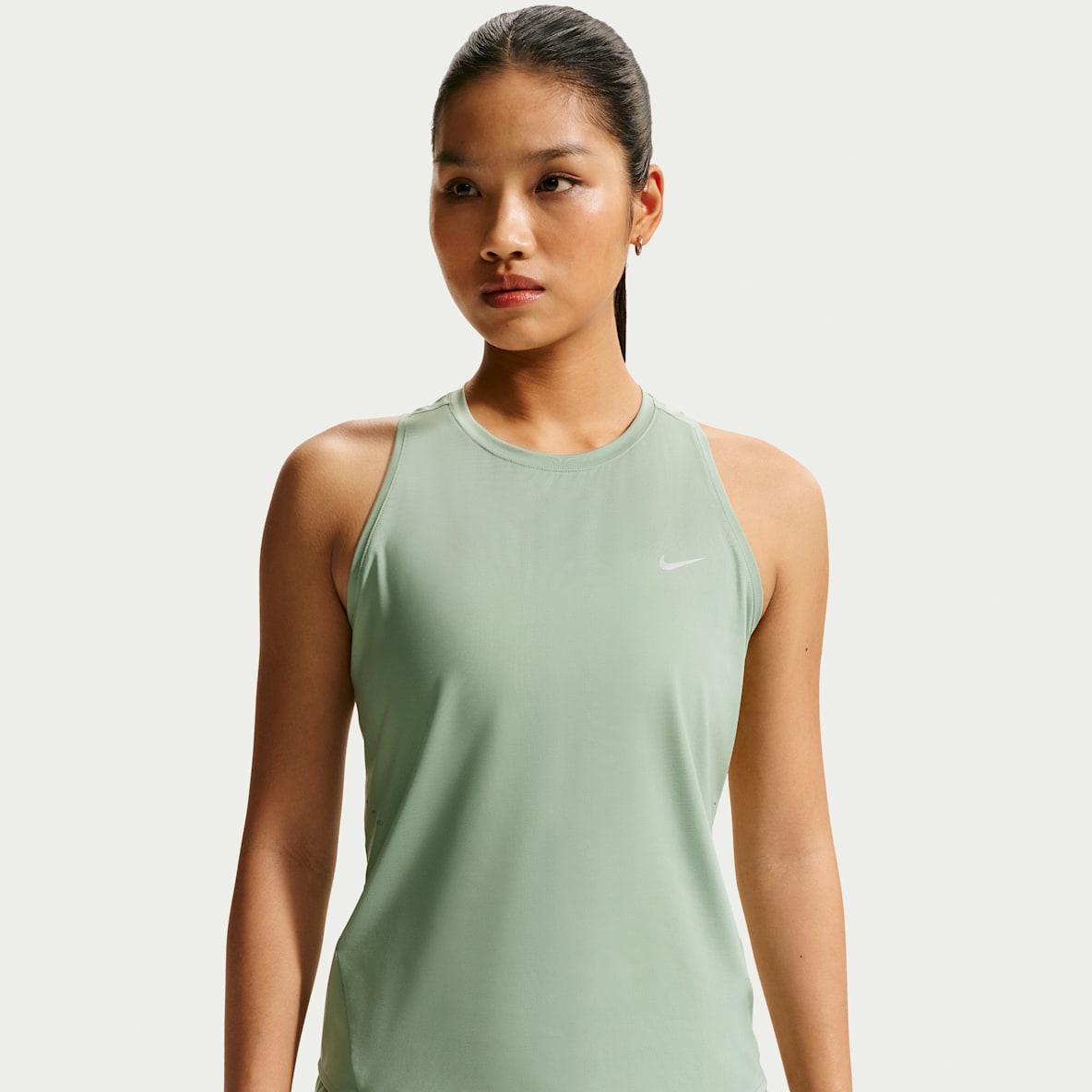 Nike Swift Dri-FIT 女子速干跑步背心