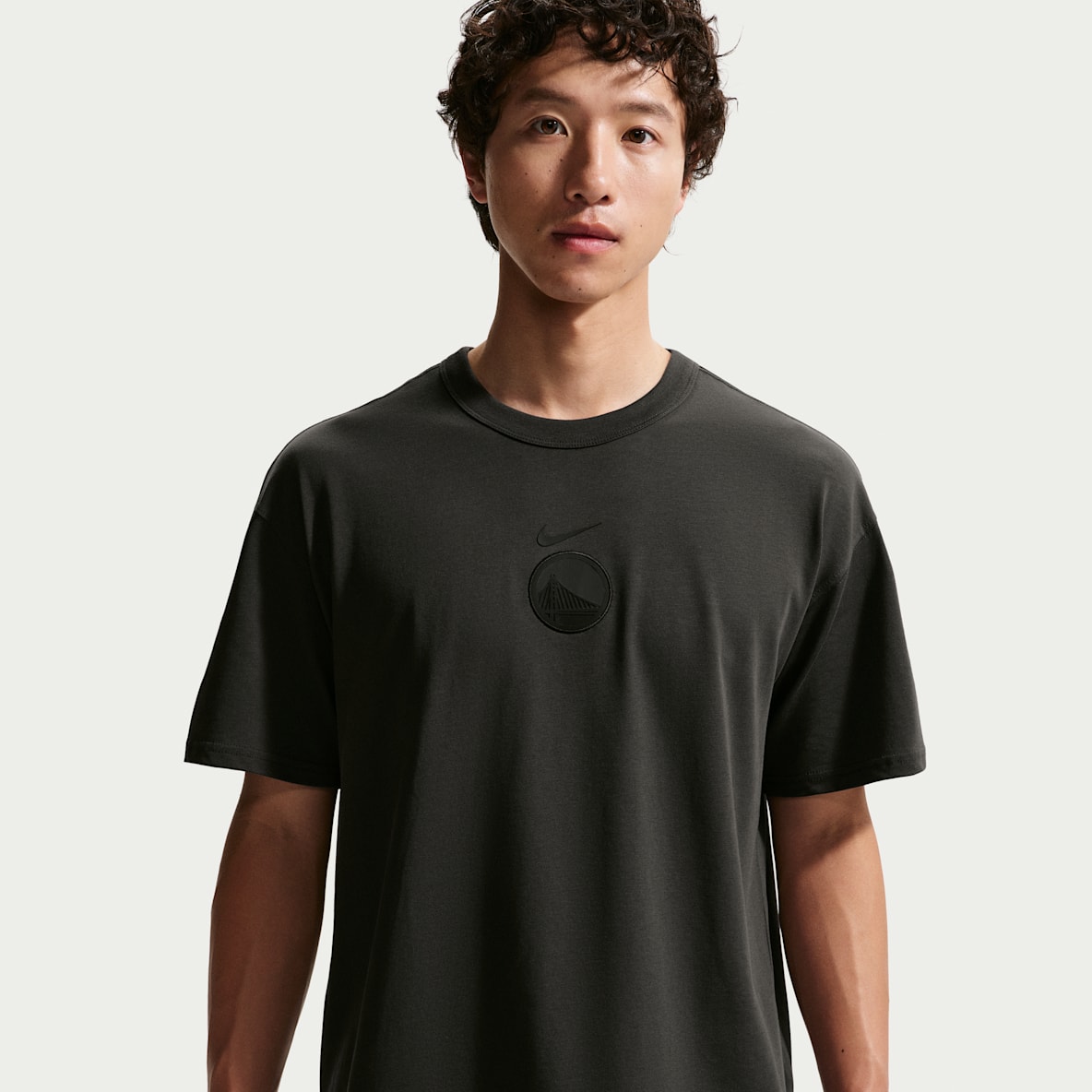 金州勇士队 Courtside Premium Essential Nike NBA 男子T恤