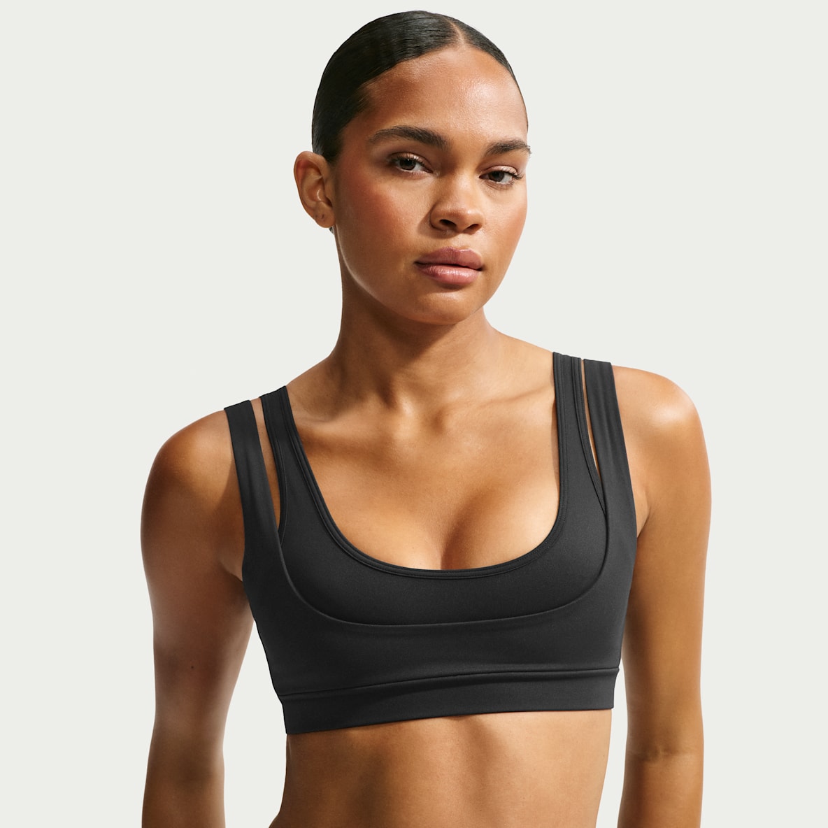 NikeSKIMS Matte 女子速干双肩带大圆领运动内衣