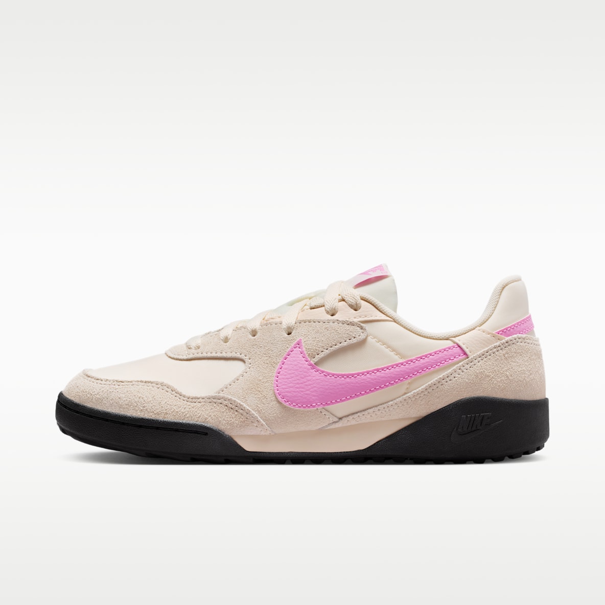 Nike Terra Manta Suede 女子运动鞋