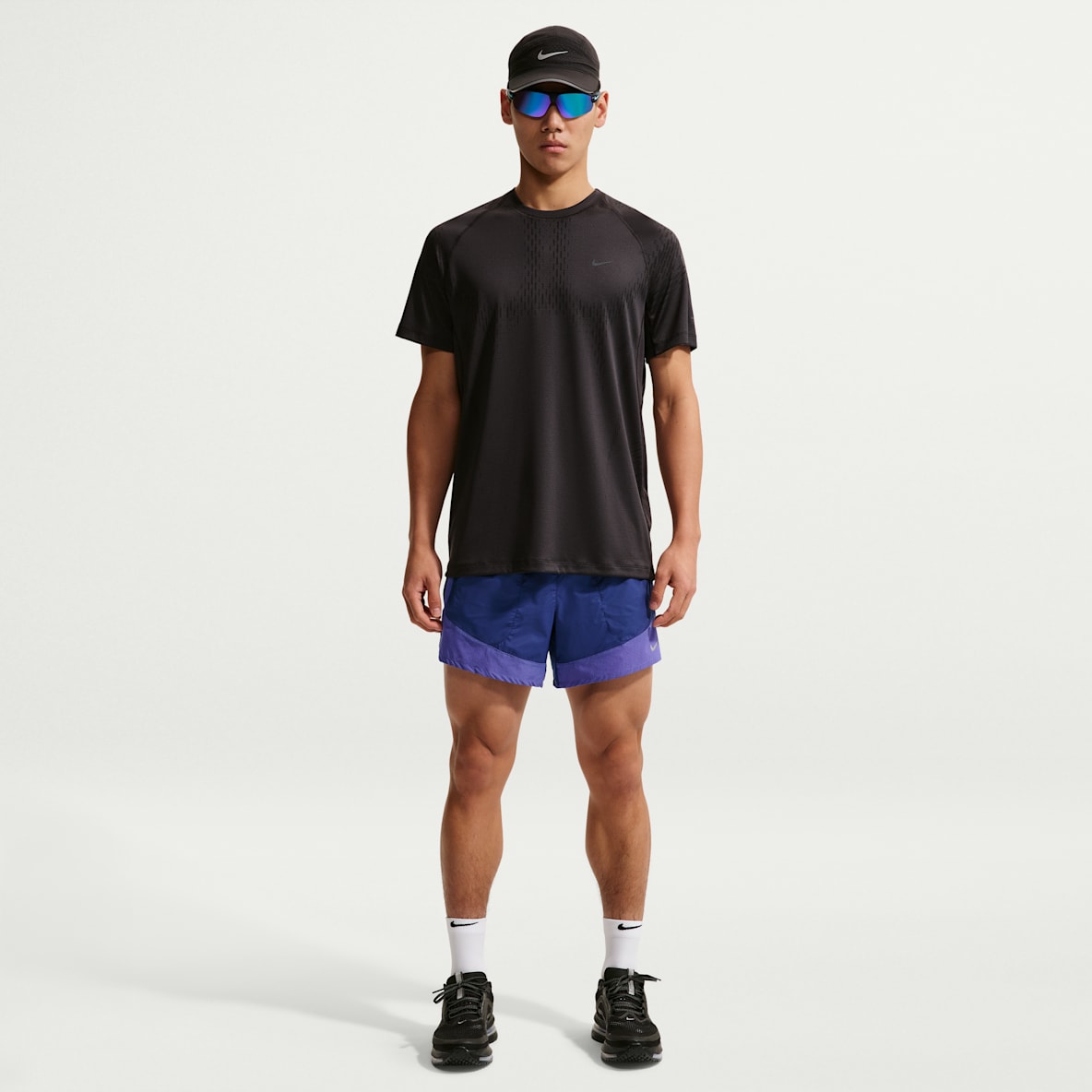 Nike Stride Dri-FIT 男子速干跑步短裤（含衬裤）
