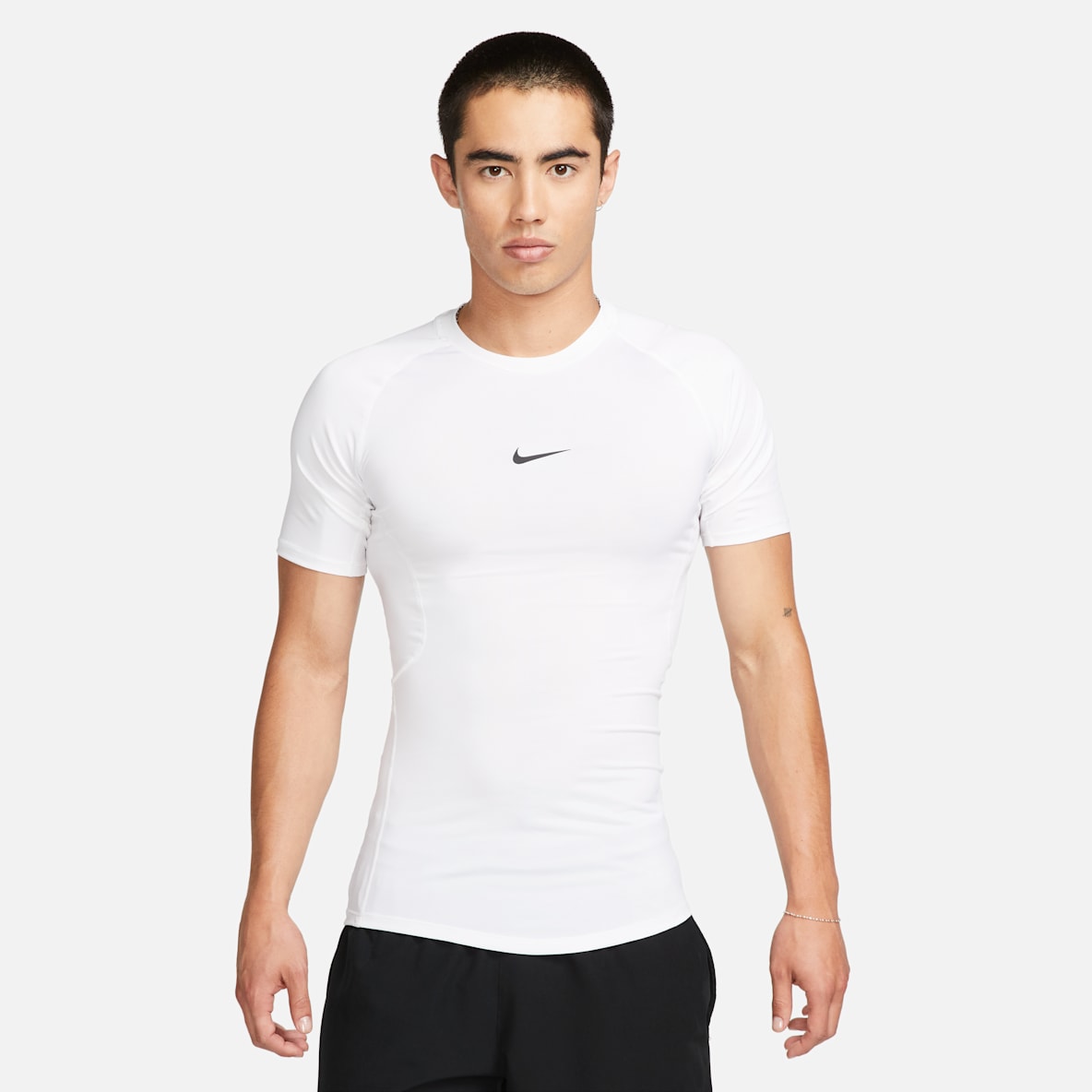 Nike Pro Dri-FIT 男子速干紧身短袖训练上衣