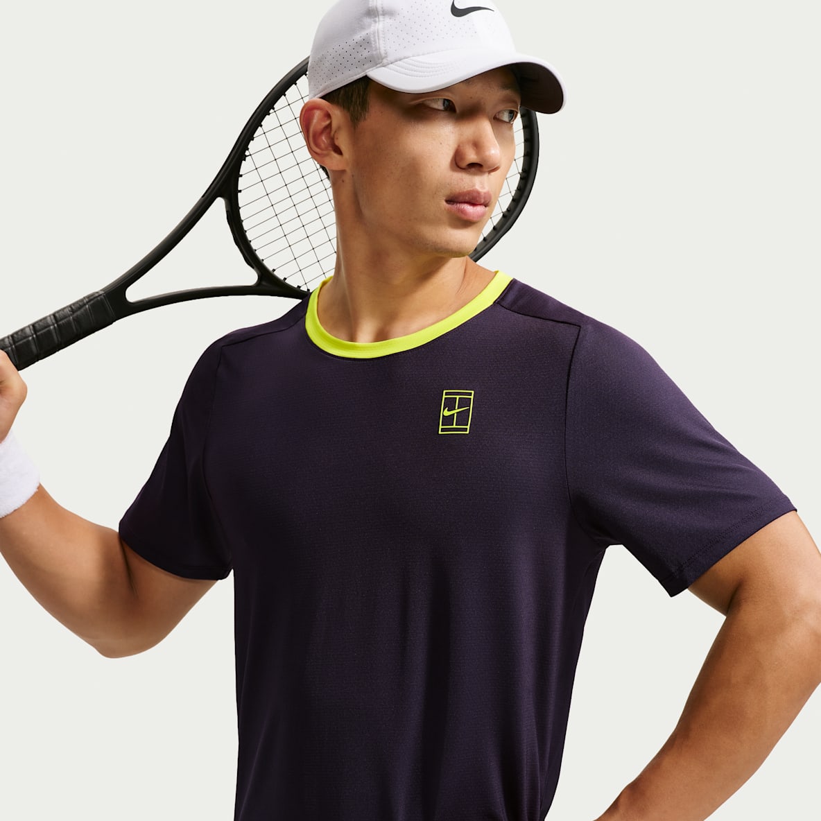 NikeCourt Advantage Dri-FIT 男子速干短袖网球上衣