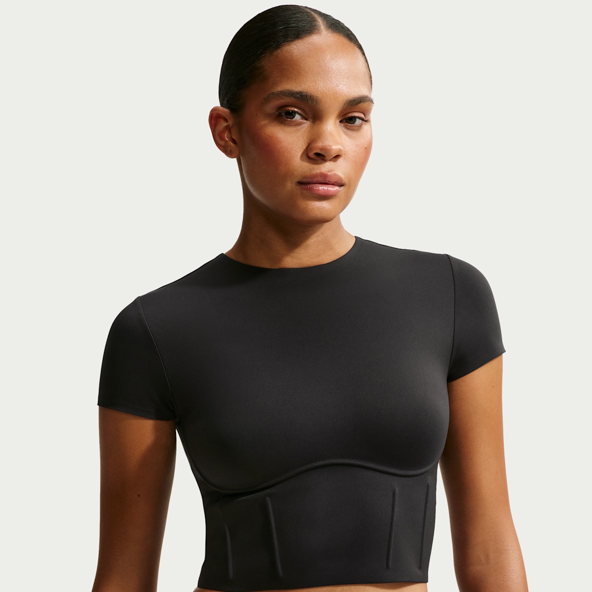 NikeSKIMS Matte 女子速干塑形短款短袖上衣