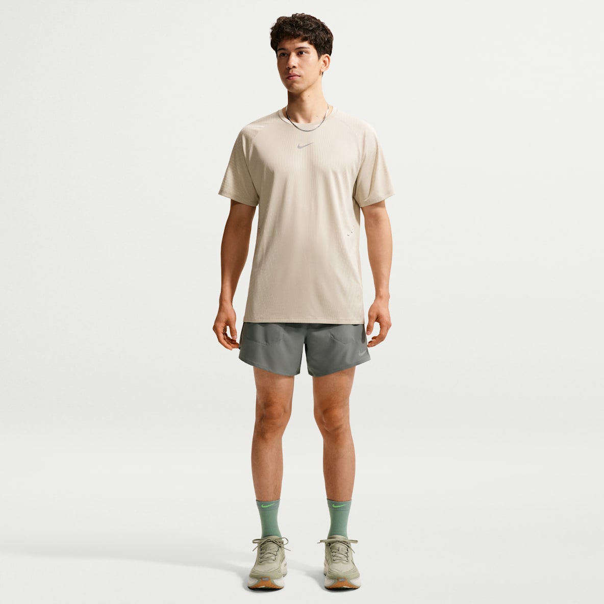 Nike Stride Dri-FIT 男子速干二合一跑步短裤