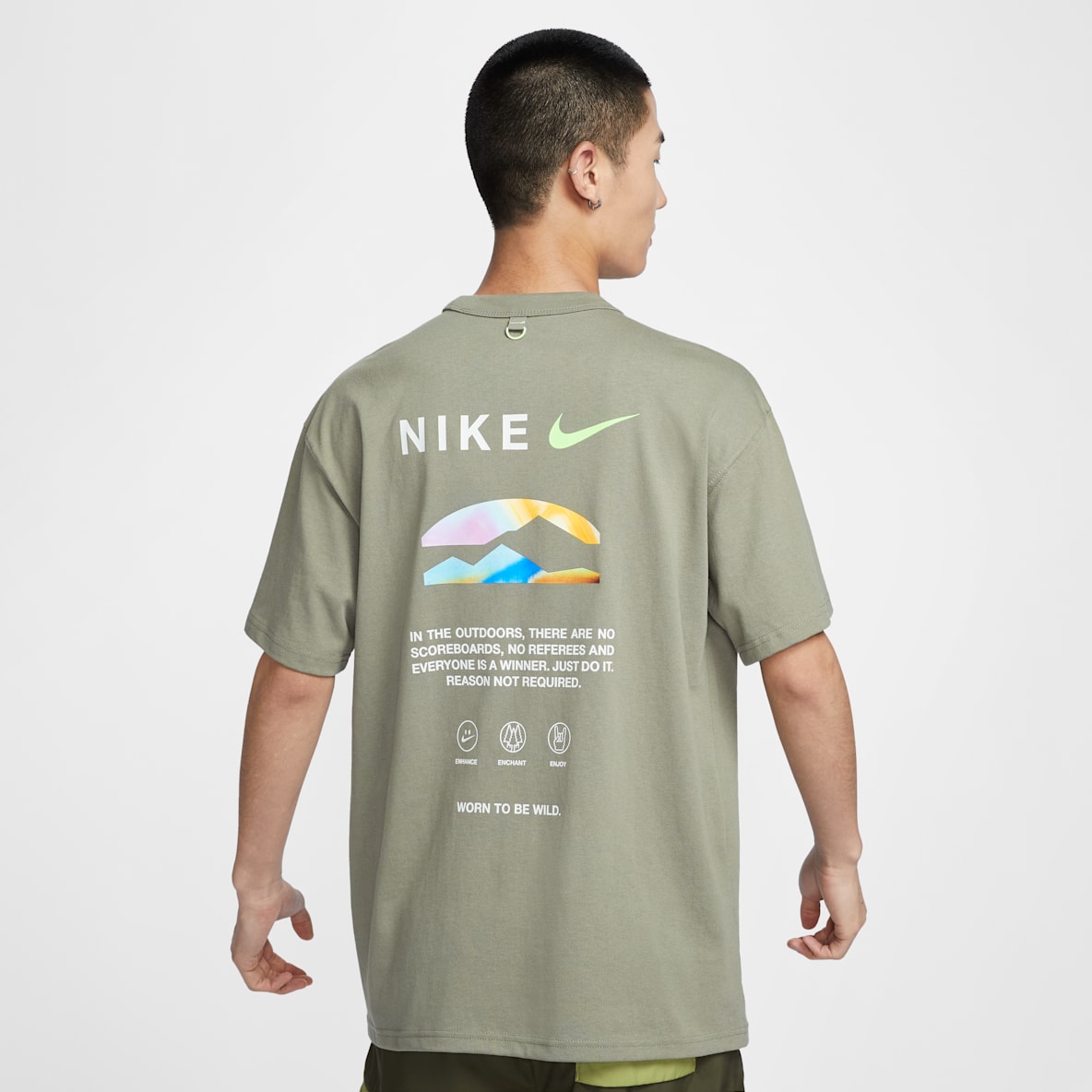 Nike Sportswear Premium Essentials 男子T恤