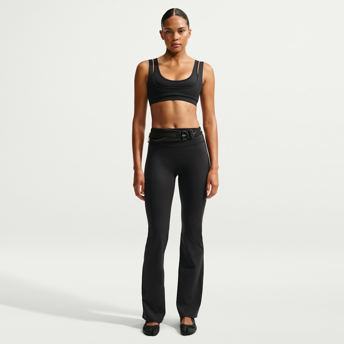 NikeSKIMS Matte 女子速干高腰喇叭紧身裤