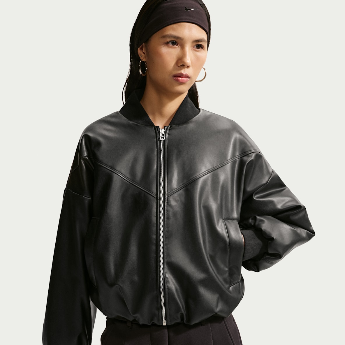 Nike Sportswear Therma-FIT 女子短夹克