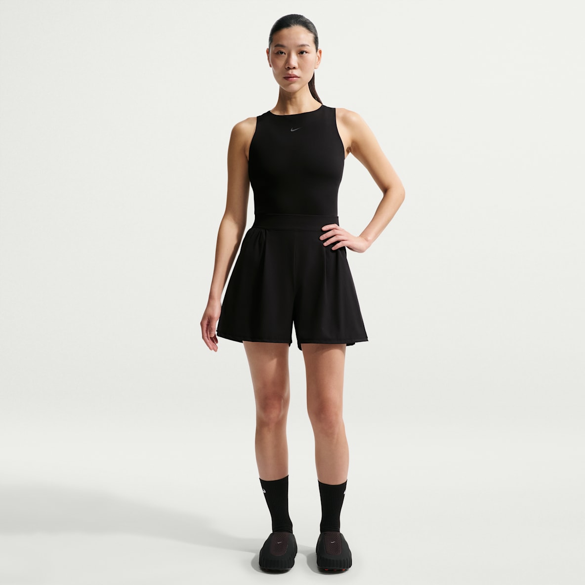 Nike 24.7 PerfectStretch Dri-FIT 无界弹韧女子速干高腰短裤