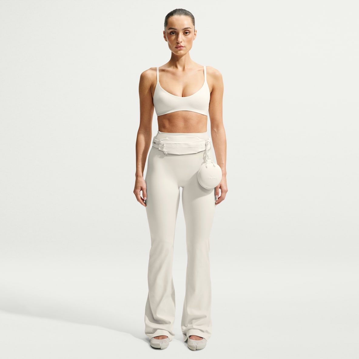 NikeSKIMS Matte 女子速干高腰喇叭紧身裤