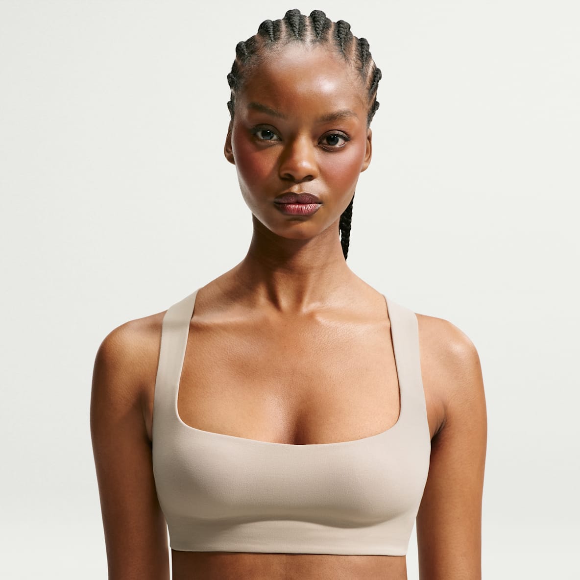 NikeSKIMS Studio Stretch 女子速干运动内衣