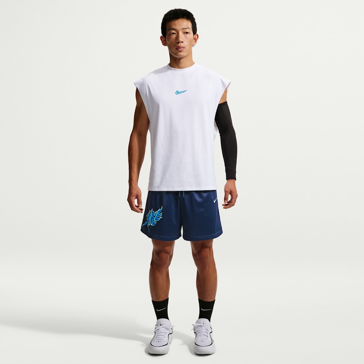 Nike Dri-FIT 男子速干网眼布篮球短裤