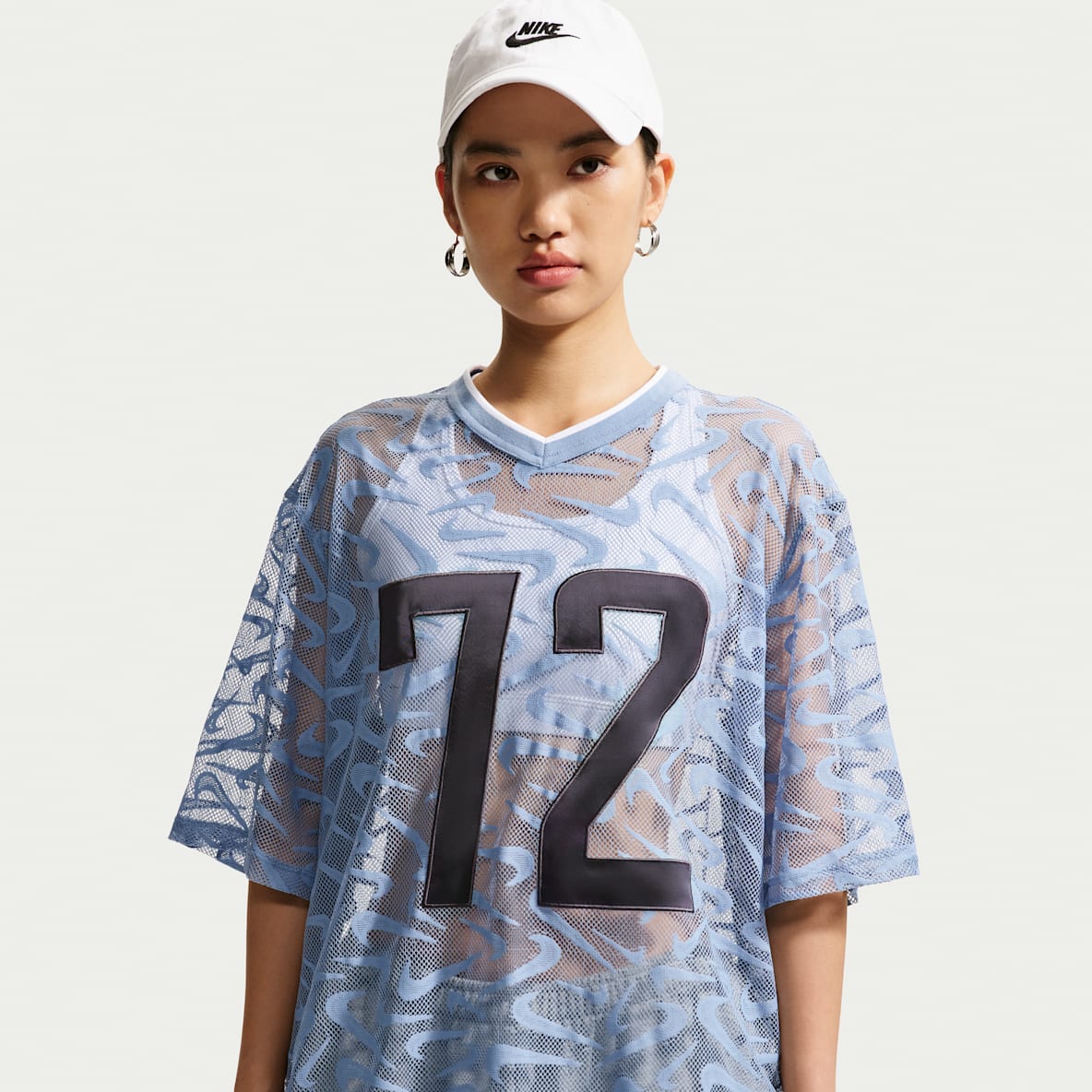 Nike Sportswear Chill Lace 女子 Oversize 风蕾丝短袖球衣