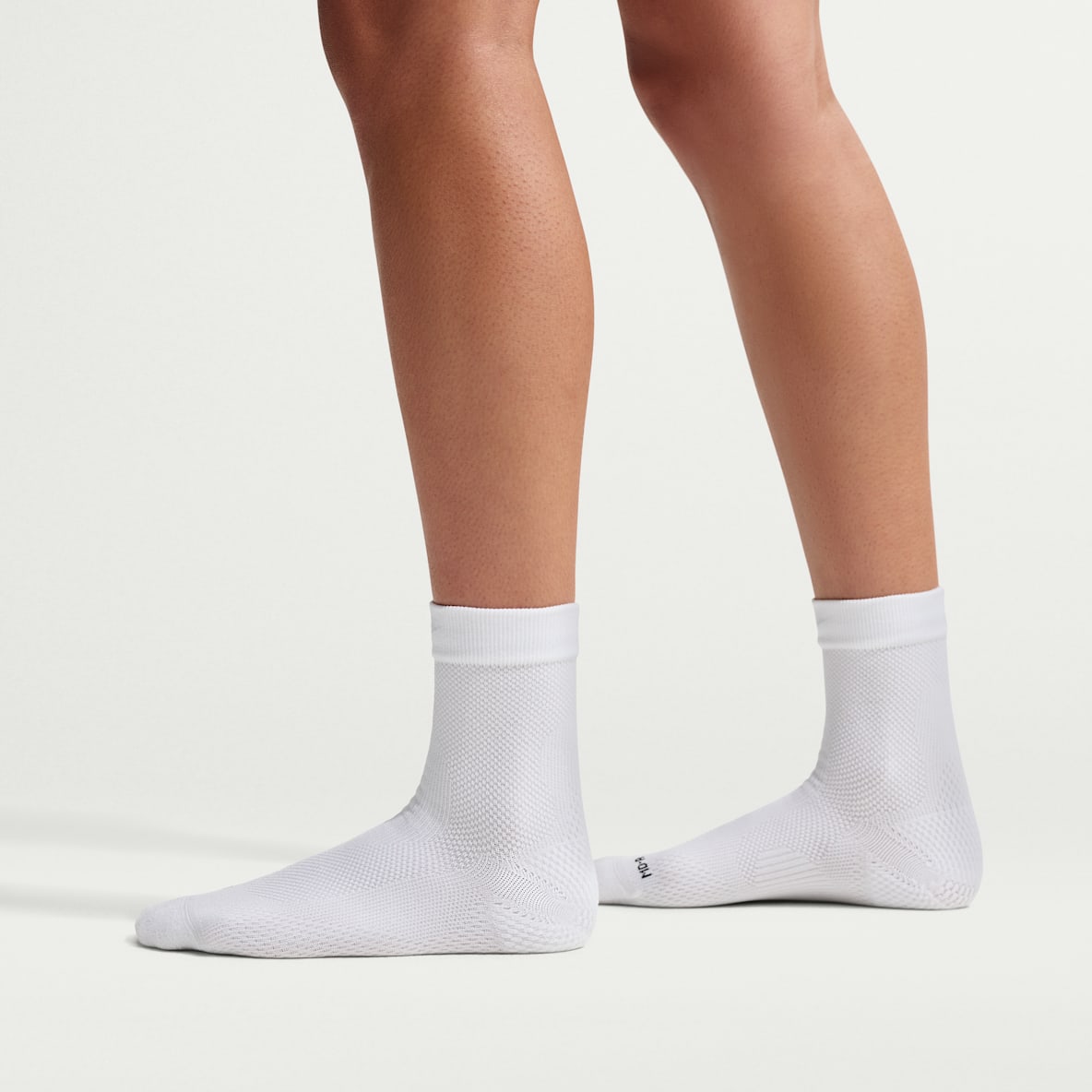 Nike Run Lightweight Micro-Crew 速干跑步短袜(1 双)