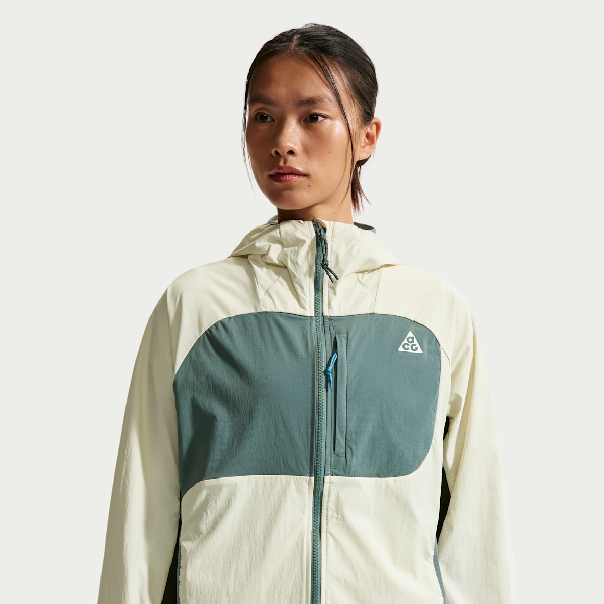 Nike ACG "Five Towers" 女子速干夹克防晒衣