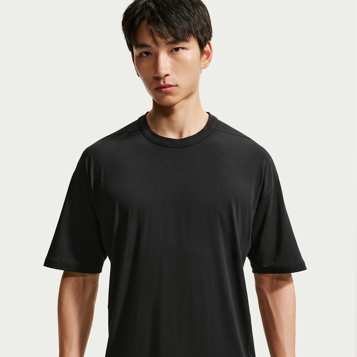 Nike 24.7 ImpossiblySoft Light Dri-FIT  超感柔软男子速干短袖T恤